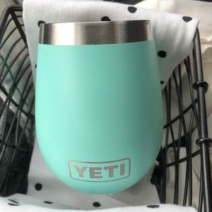 Yeti tumbler